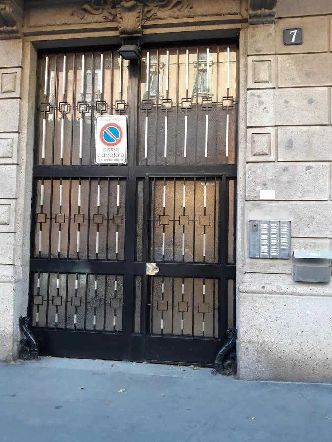 公寓 Appartamento Martina, Silenzioso A 100 Metri Dalla Metropolitana 米兰